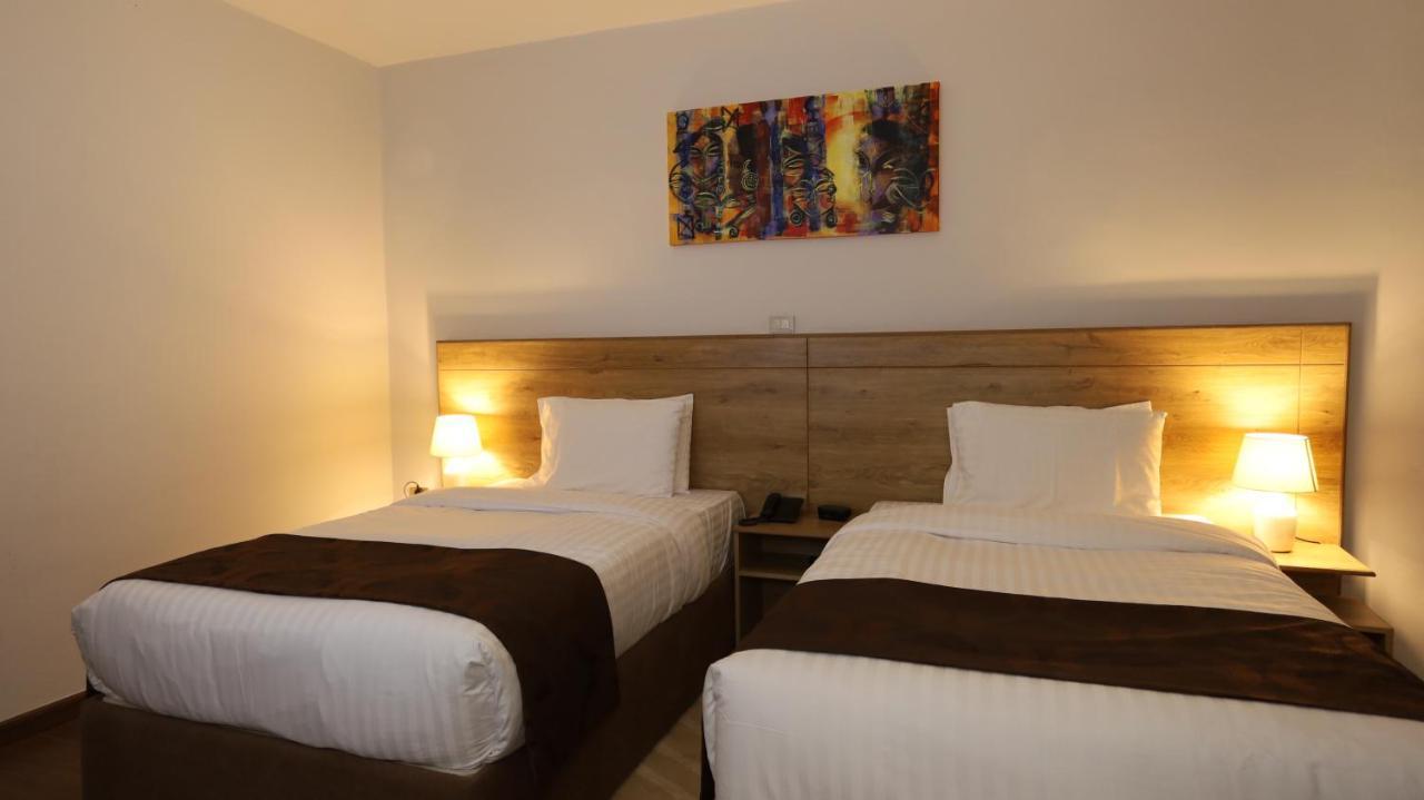 Black Horse Hotel Apartment Адис Абеба Екстериор снимка