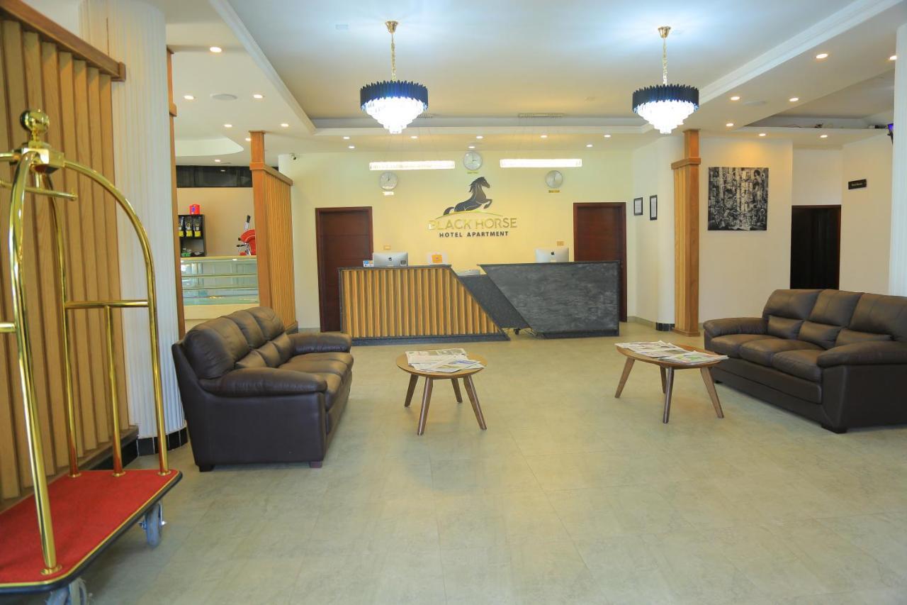 Black Horse Hotel Apartment Адис Абеба Екстериор снимка