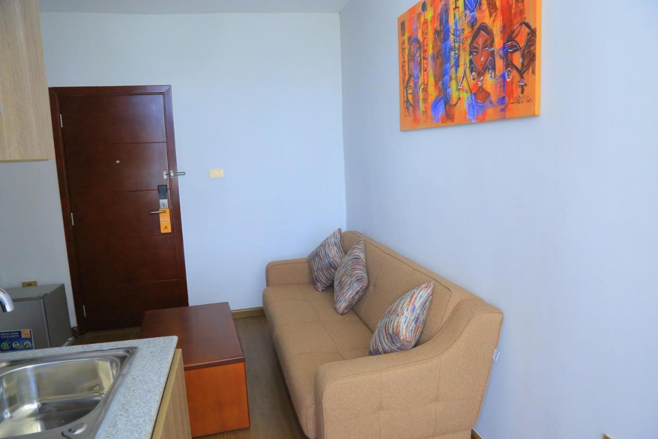 Black Horse Hotel Apartment Адис Абеба Екстериор снимка