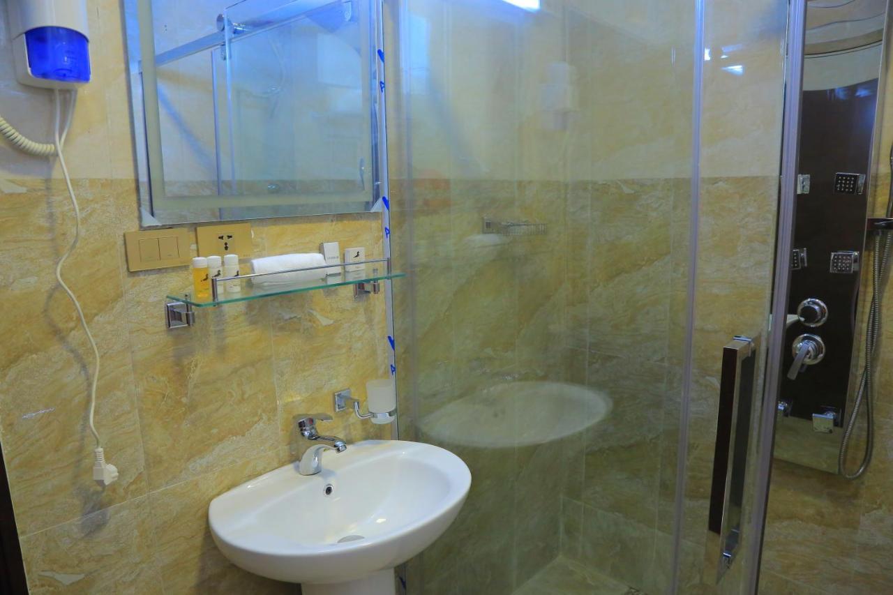 Black Horse Hotel Apartment Адис Абеба Екстериор снимка